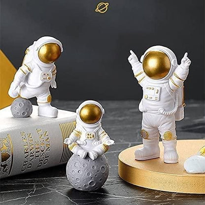 Astronaut Spaceman Statue Set of 3 (Gold) - Blast Off to Home Decor Bliss! Ismokraft